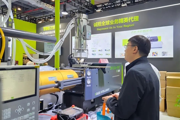 产业聚焦・价值赋能 | 优铸机械燃启CHINAPLAS 2026